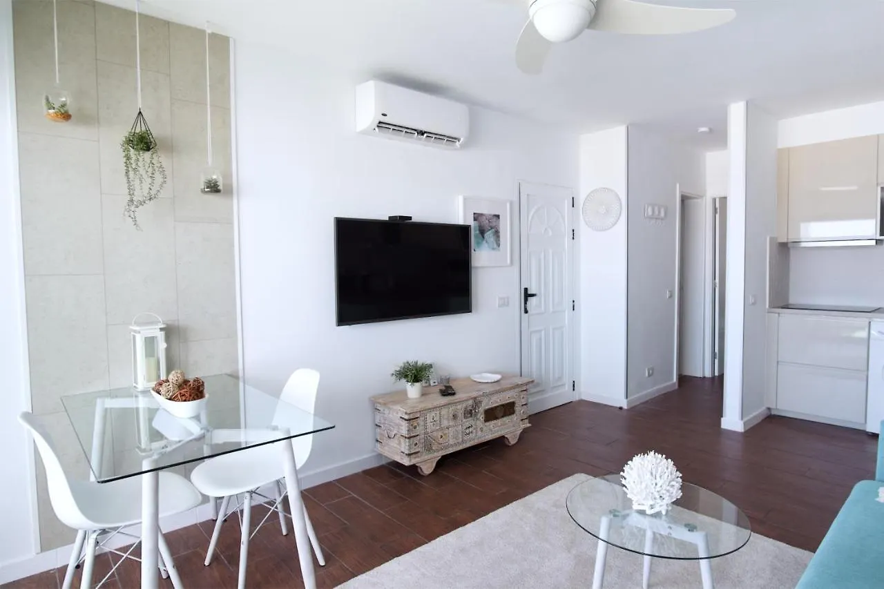 Apartment Portonovo La Paloma Amazing Sea View & Swimming Pool-Good Wifi -Free Ac- Private Parking Puerto del Carmen  Spain