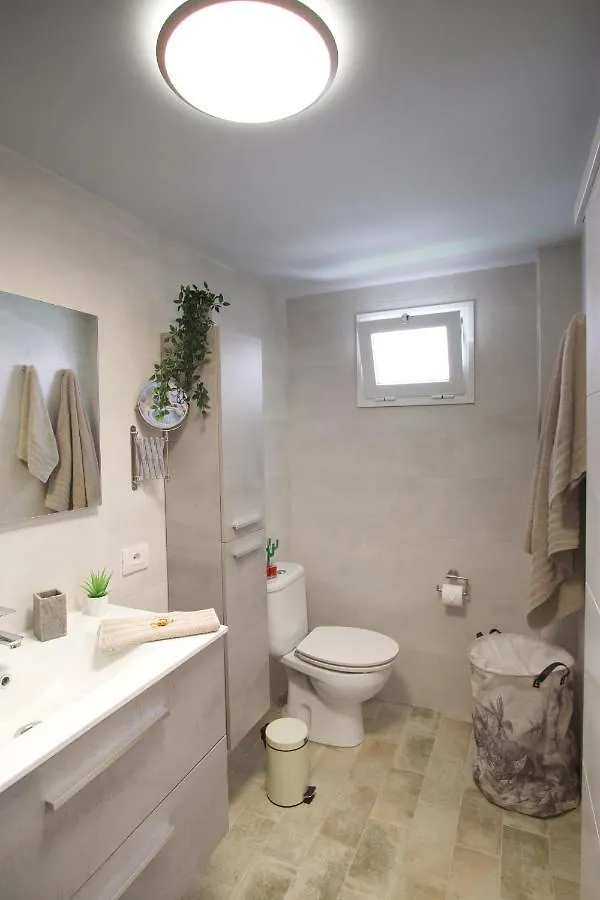 Apartment Portonovo La Paloma Amazing Sea View & Swimming Pool-Good Wifi -Free Ac- Private Parking Puerto del Carmen  0*, Puerto del Carmen (Lanzarote)